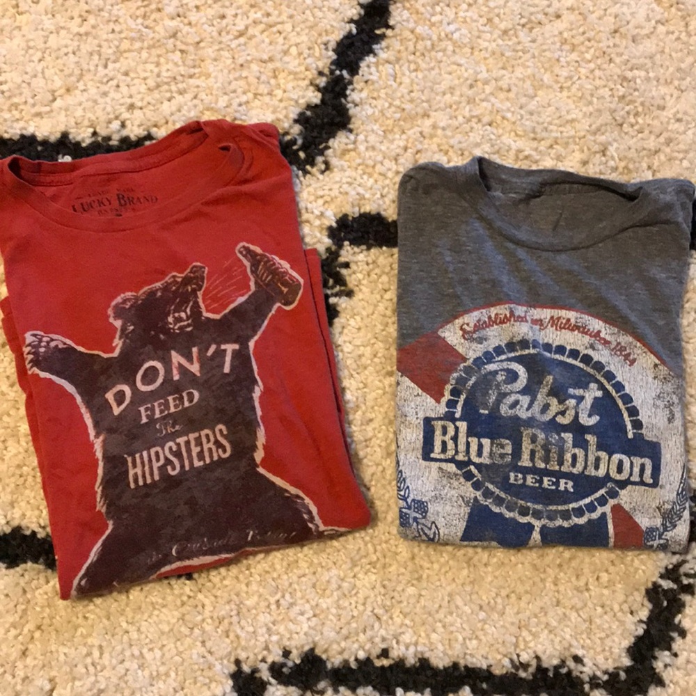 Graphic tee bundle